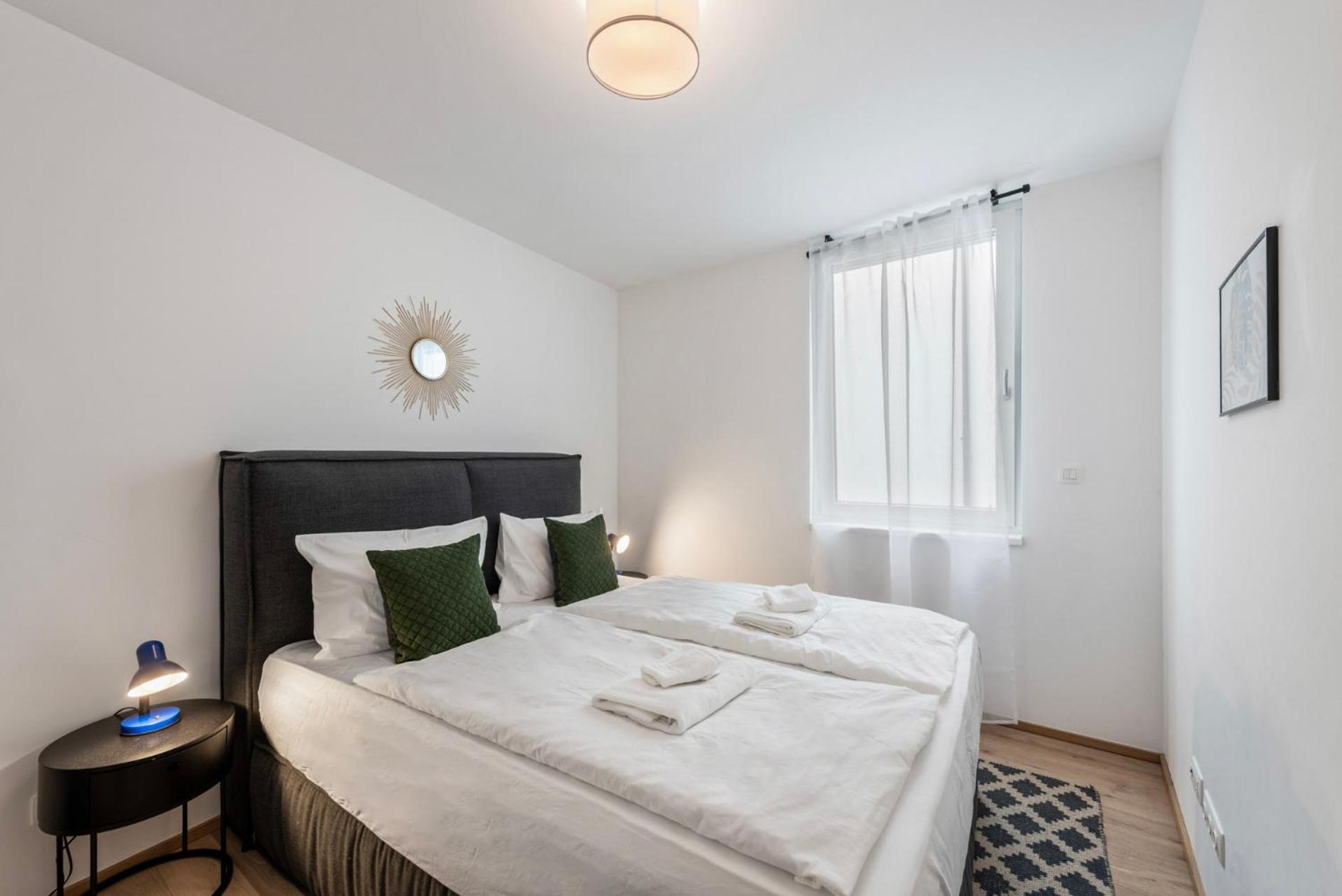 Aparthotel Vienna Hills Living Exterior foto
